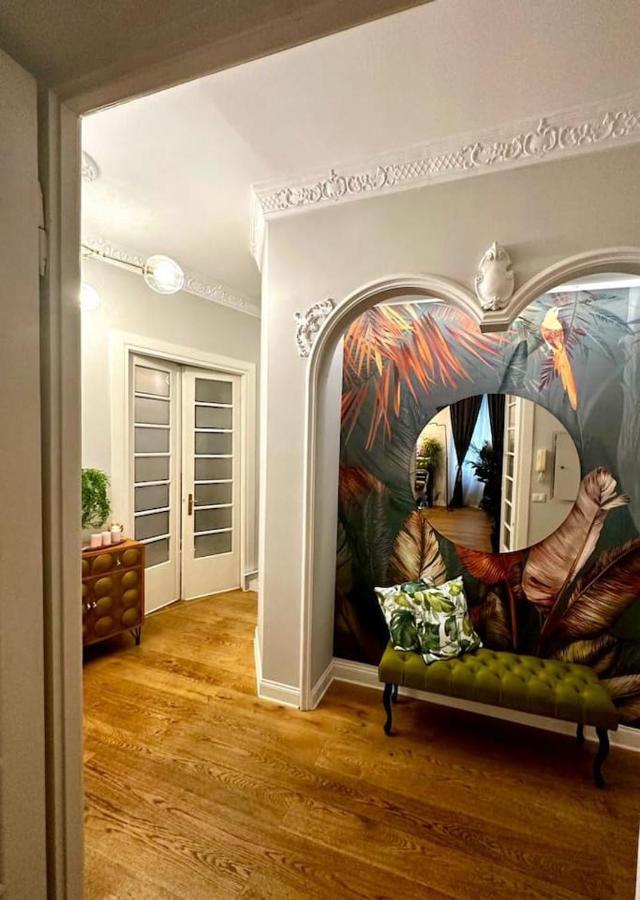 Bay Of Art Apartment Триест Екстериор снимка