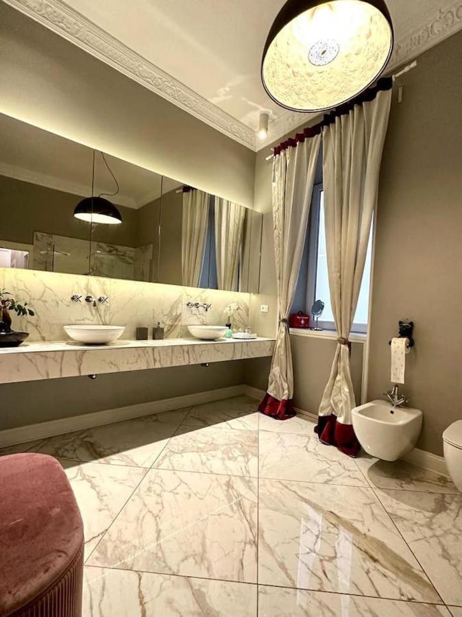 Bay Of Art Apartment Триест Екстериор снимка