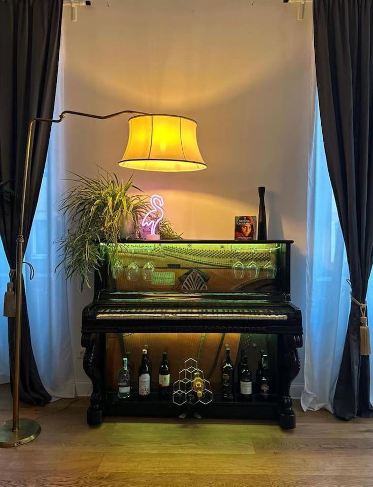 Bay Of Art Apartment Триест Екстериор снимка